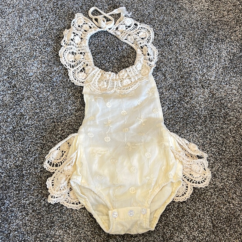 Baby bubble halter romper